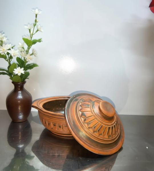 Terracotta Serving Pot with Lid
